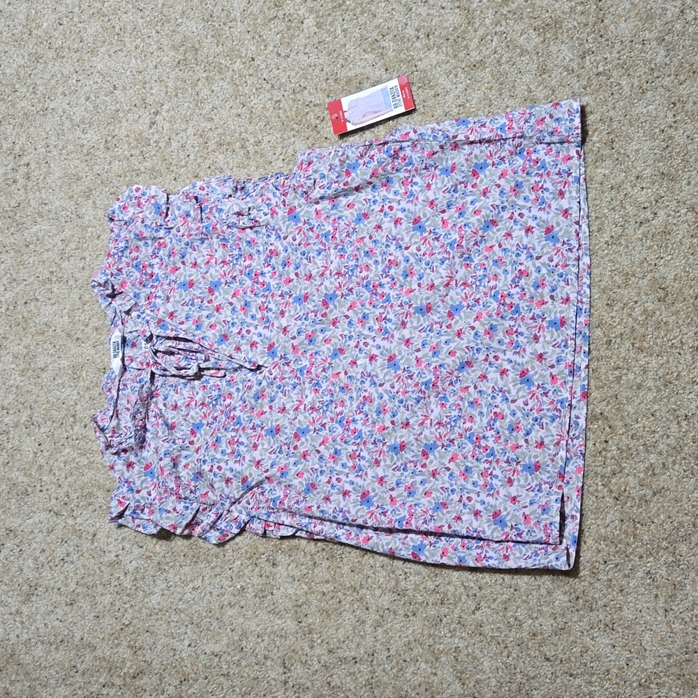 NWT BB Dakota Steve Madden Ditsy Floral Top